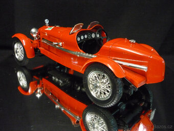 Alfa Romeo 2300 8C Monza Bburago 1/18 - 2