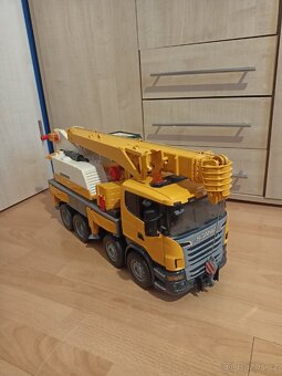 Bruder autojeřáb scania liebherr - 2