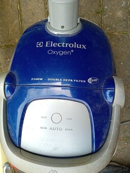 Vysavač Elektrolux oxigen 2100 w - 2