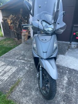 Kymco People GT300i - 2