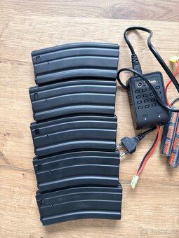 Airsoftová zbraň E&C M4 10,5” - černá (EC-612) - 2