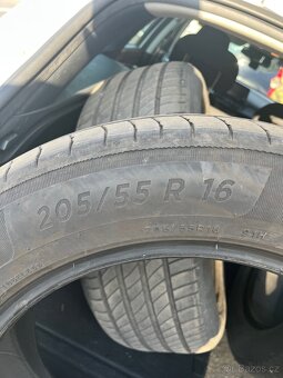 letni pneu 205/55/R16 Michelin - 2
