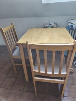 Jídelní set pro dva z masivu - 2