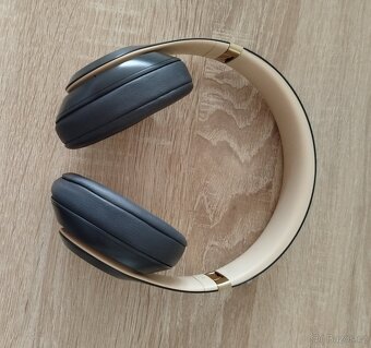 Beats by Dr. Dre Studio3 Wireless - 2