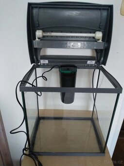 Prodám zánovní akvárium 30 l - REZERVOVÁNO - 2
