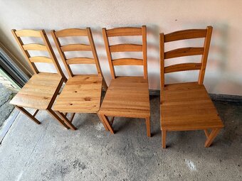 Jídelní stůl + 4 židle IKEA - 2