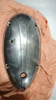 Víko motoru spojky Jawa 250 559 - 2