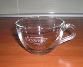 Skleničky a hrníčky - 2