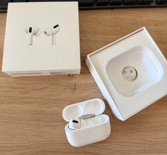 Apple AirPods Pro - 2