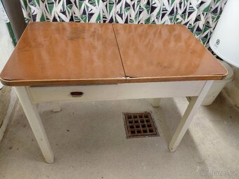 Mycí retro stůl na nádobí - 2