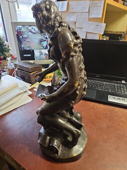 Velká masivní bronzová socha – signováno CLODION - 2