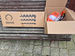 Zemní vrták 68 ccm Demon + 3 vrtáky - 2