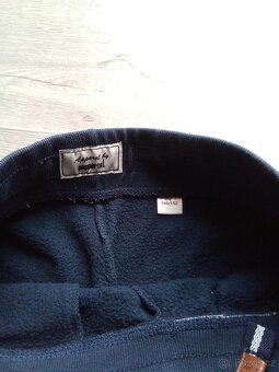 Chlapecké tepláky vel. 146/152 - 2