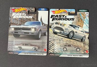 Hot wheels premium Volvo, Aston - 2