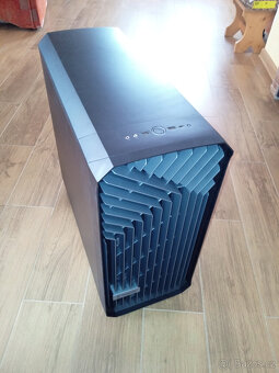 Fractal Design Torrent Black Solid/Big Tower/Černá - 2