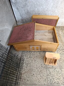 Domeček pro králíky/kočky - 2
