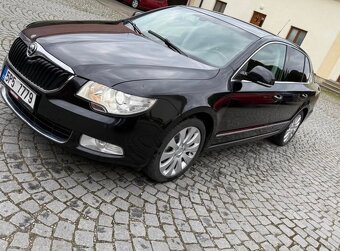 Superb 2 2.0 TDI 125 kw rok 2009 - 2