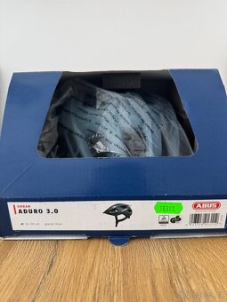 Cyklistická helma ABUS Aduro 3.0 glacier blue - 2
