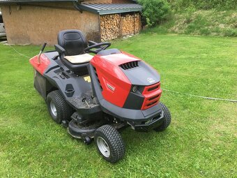 Zahradní traktor STARJET P4 zánovní 33,7motohodin - 2