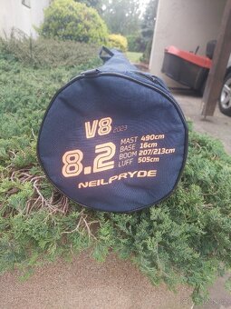 Windsurfing plachta Neilpryde V8 , 8.2m - 2