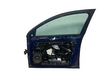 Pravé přední dveře tmavě modrá LA5E VW Passat B6 r.v. 2008 - 2