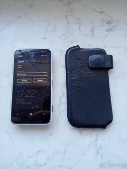 Nokia Lumia 730 Dual SIM . - 2