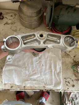 Spodní brýle suzuki gsxr 1000 / 2004 - 2