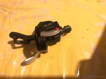 Shimano SL-M780 levé na přesmykač - 2