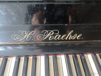 staré pianino - 2