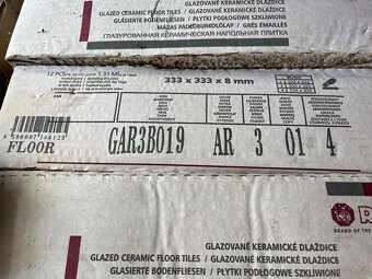 Dlažba 333x333x8 - 2