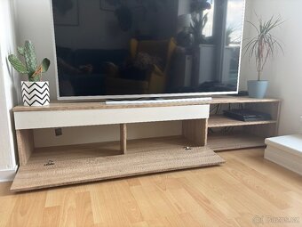 Tv skřínka dub sonoma a bílá - 2