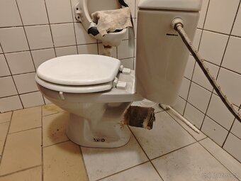 WC kombi plně funkční - 2