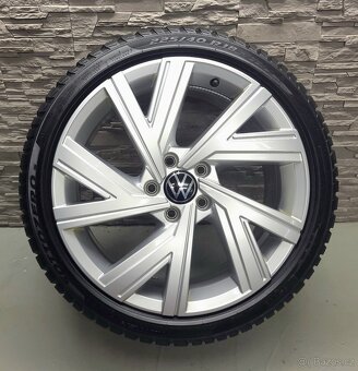 18" Originál VW Bergamo 5x112 zimní pneu 4,5-5,5mm - 2