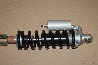 Penta Torete 125 zadní tlumič - 2