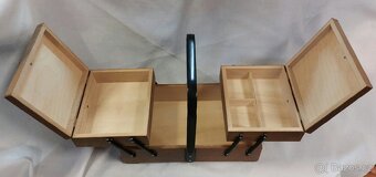 Skříňka na šití - 2