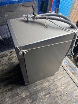 Myčka na nádoby - 2