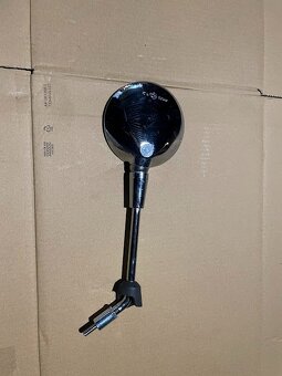 Pravé zrcátko na Vespa Primavera/Sprint 125. - 2