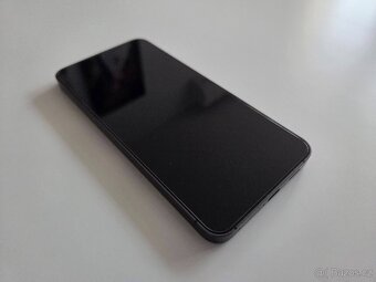 Samsung S24 256GB Top stav - 2