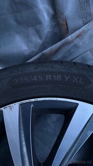 Kola, letní Barum 225/45/18 - 2