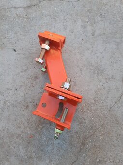 Držák příslušenství - 2