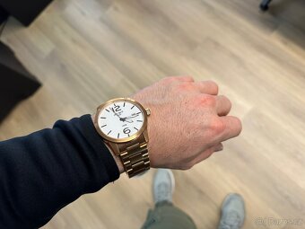 Stylové unisex hodinky JET SET Milan Rose Gold J6280R-162 - 2