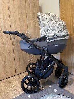 Prodám kočárek Baby Merc Faster 3 Style 2017 + autosedačka - 2