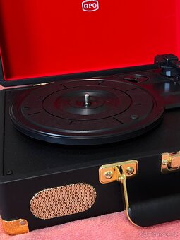 Gramofon GPO retro soho - 2