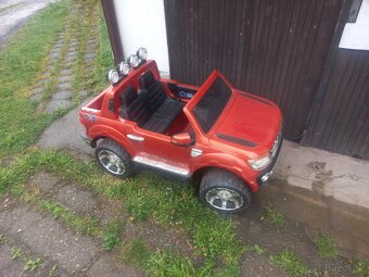 Dětské elektrické autíčko Ford Ranger - 2