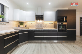 Prodej rodinného domu, 99 m², Nová Ves - 2