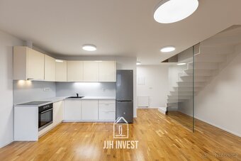 Prodej mezonetového bytu 2+kk v prestižní lokalitě – Masaryk - 2