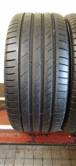 Kumho 275/40 R19 105Y 4-5mm - 2