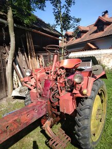 nosič nářadí, traktor RS 09 - 2