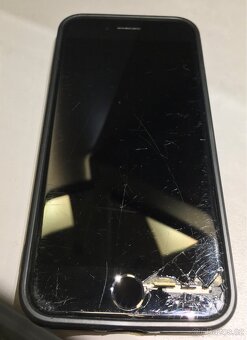 Apple iPhone 8 64Gb Space Gray - k opravě či na ND - 2