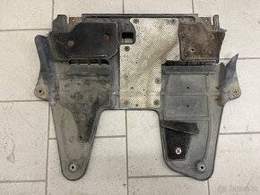 Kryt motoru Fiat 500 ABARTH - 2